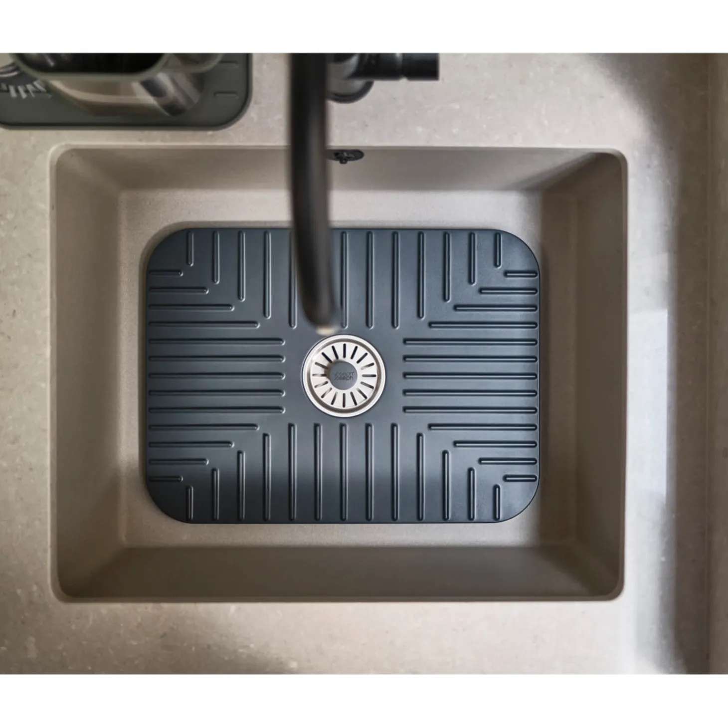 Joseph Joseph SinkShield™ Grey Sink Protector With Plug - Large