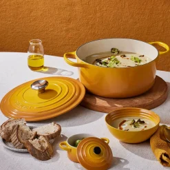 Le Creuset Signature Cast Iron 24cm Round Casserole - Nectar