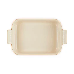 Le Creuset Signature Cast Iron 3 Piece Casserole & Heritage Stoneware Oven Dish Set - Volcanic