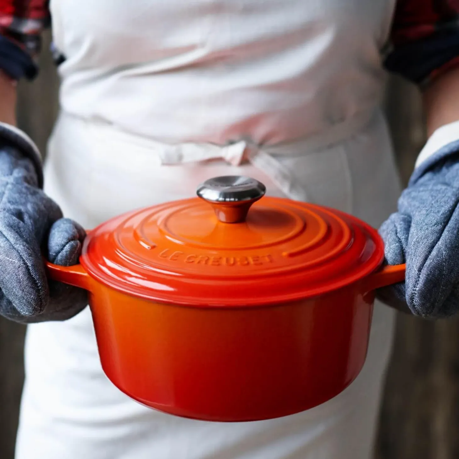 Le Creuset Signature Cast Iron 3 Piece Casserole & Heritage Stoneware Oven Dish Set - Volcanic