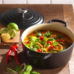 Le Creuset Signature Cast Iron 26cm Round Casserole - Satin Black
