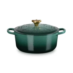 Le Creuset Signature Cast Iron 24cm Christmas Noel Casserole - Artichaut
