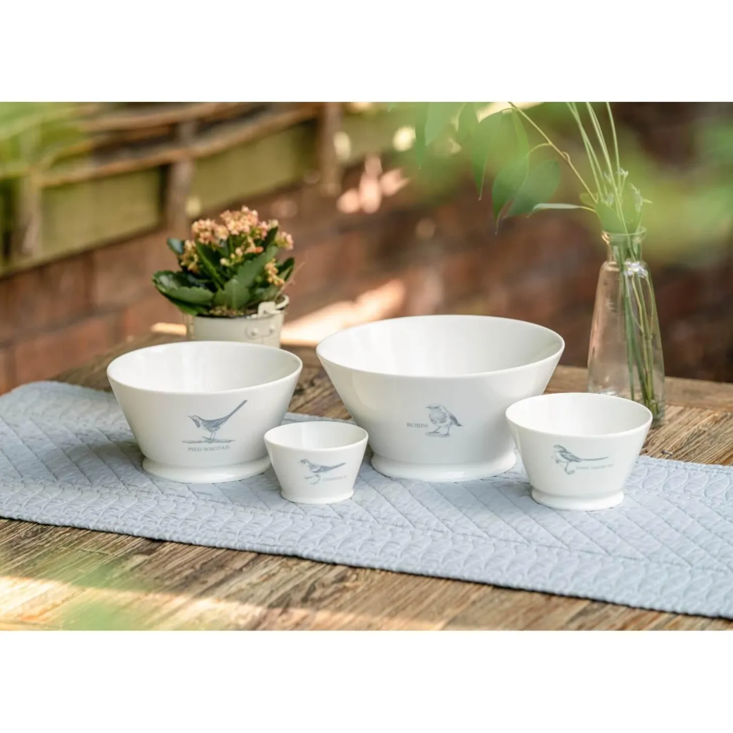 Mary Berry English Garden Small Serving Bowl - Long Tailed Tit