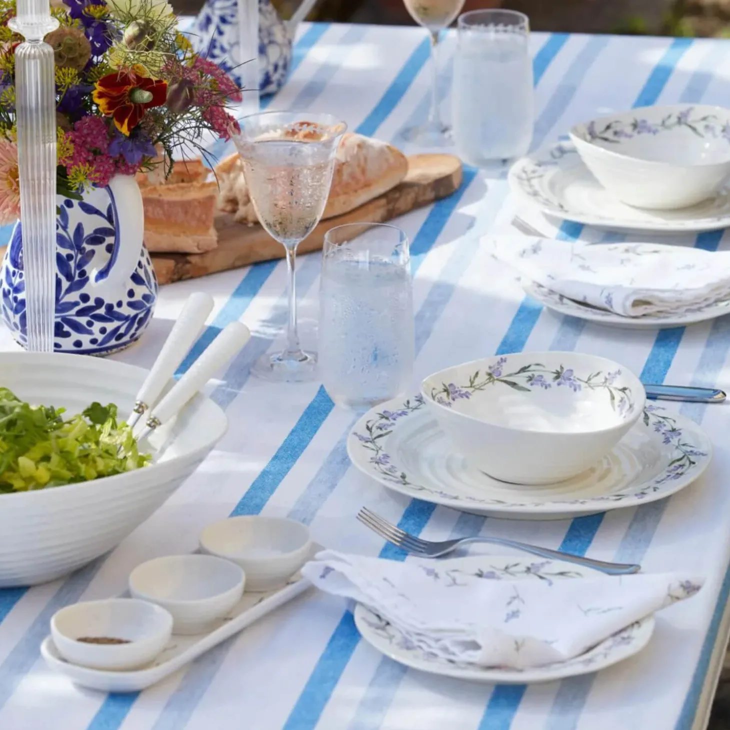 Sophie Conran Porcelain 23.5cm Pasta Bowl - Lavandula