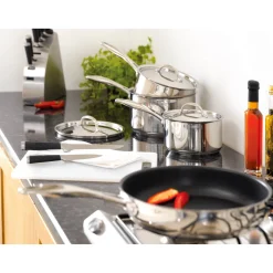 Stellar 7000 Draining Saucepan With Glass Lid - 18cm