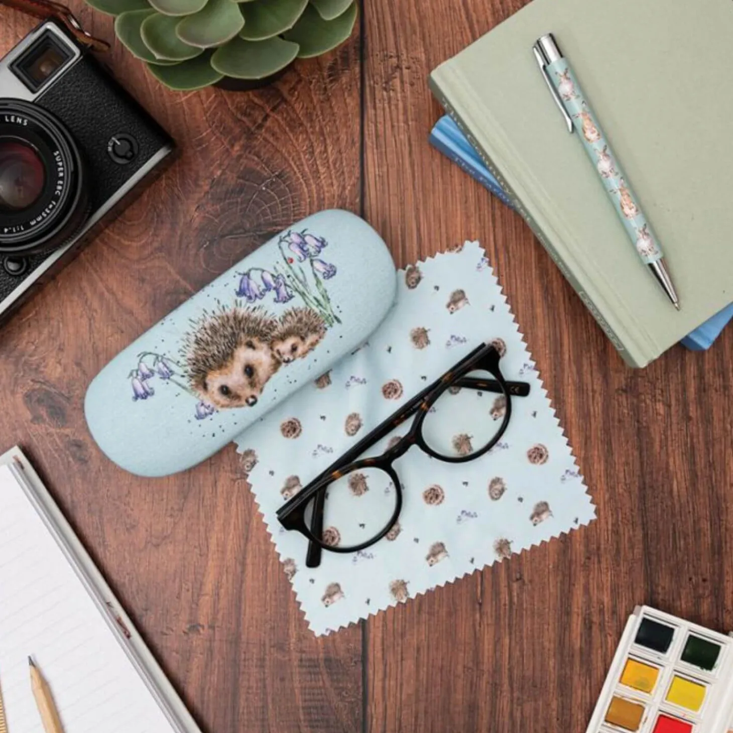 Wrendale Designs by Hannah Dale Glasses Case - Love & Hedgehugs - Hedgehog