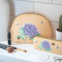 Wrendale Designs Medium Cosmetic Bag - Hydrangea