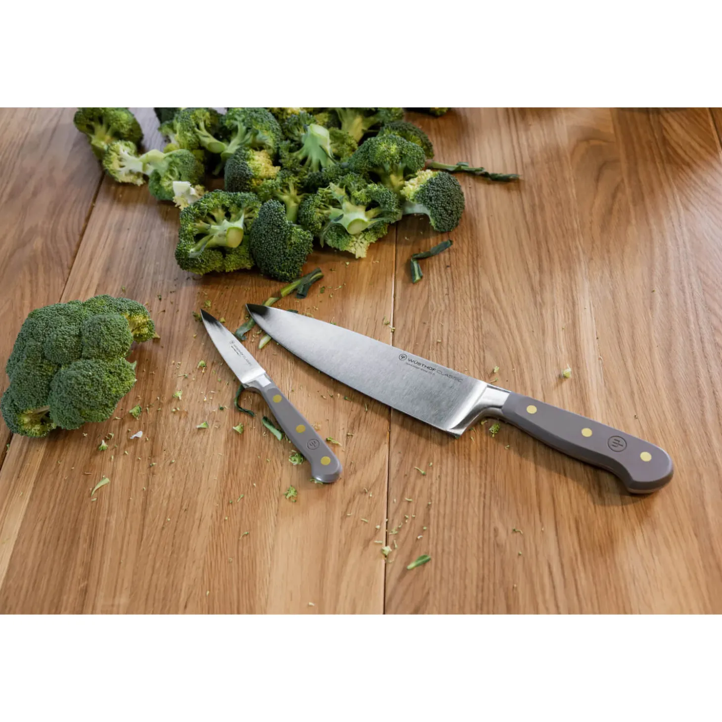 Wusthof Classic 14cm Serrated Utility Knife - Velvet Oyster